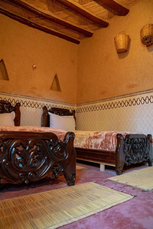 Maison l'étoile du désert Aït Boukha Esterno foto