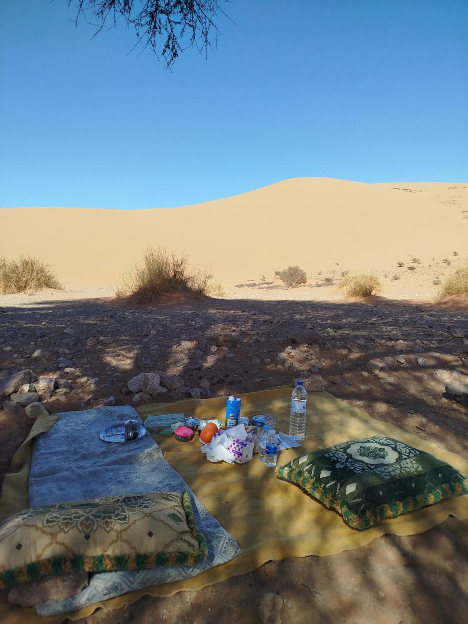 Maison l'étoile du désert Aït Boukha Esterno foto